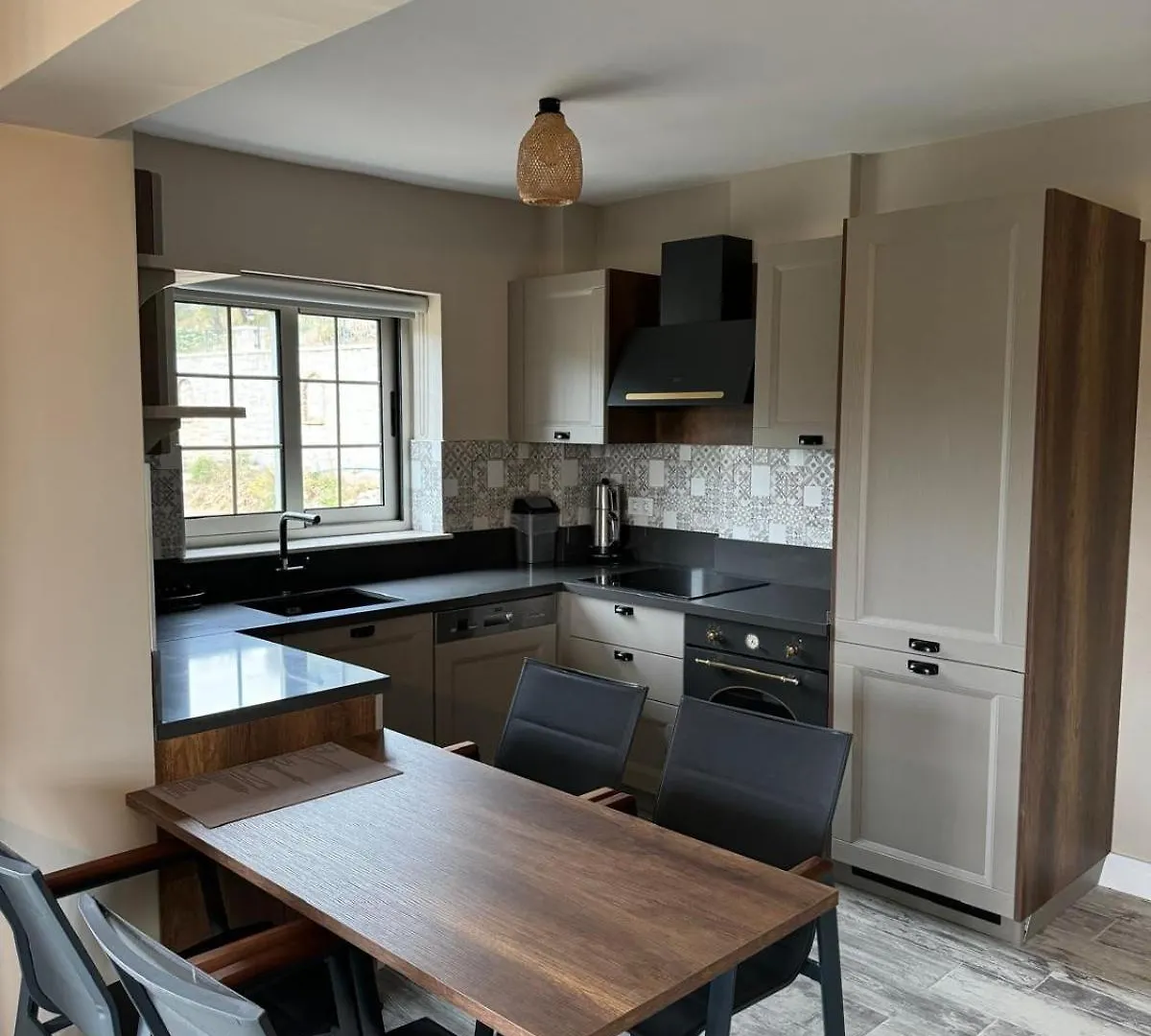 Apartament Valinor Balikliova Urla Turcja